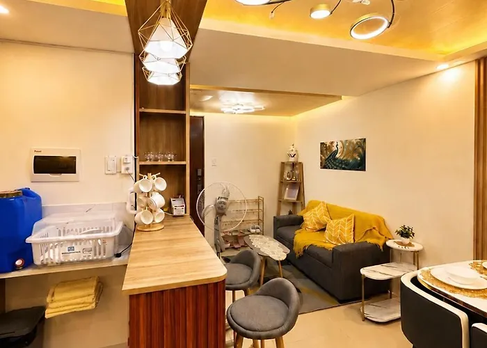 Casa De Lalun Staycation Apartment *